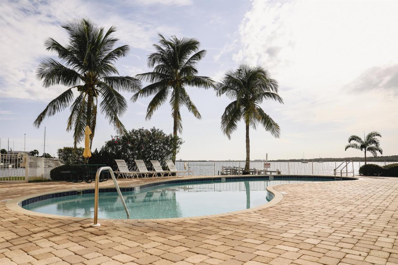 Dolphin Bay In Boca Ciega Resort - 2Br, Pool, Bay View Sankt Petersburg Zewnętrze zdjęcie